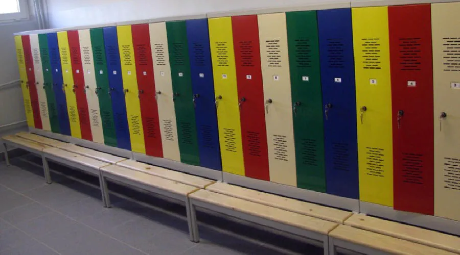 Fabricante de estanterías móviles, armarios móviles, muebles de oficina de almacén metálicos, Polonia