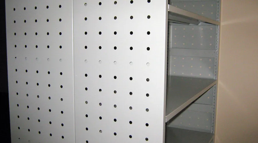 Fabricante de estanterías móviles, armarios móviles, muebles de oficina de almacén metálicos, Polonia